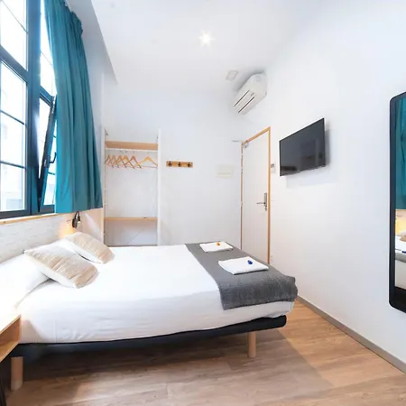 Koba Хостел Сан-Себастьян